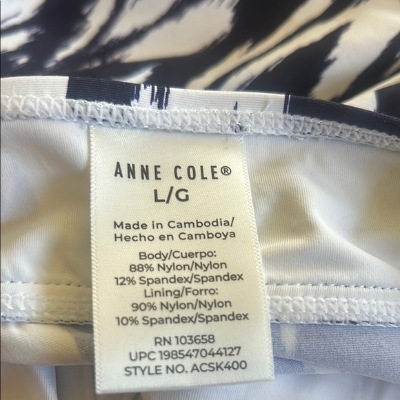 Anne Cole Dark blue and White Patterned Swim Bra - Picture 10 of 15